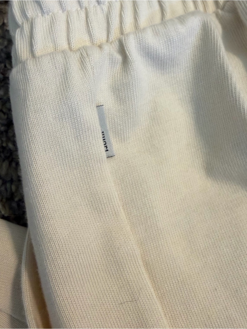 Vuori Mackenzie Pant in Natural - Picture 8 of 8
